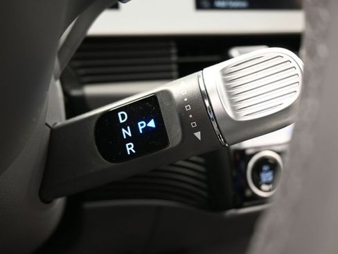 Used 2024 Hyundai Ioniq 5 SEL image 29