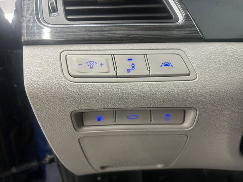 Used 2015 Hyundai Sonata Limited w/ Option Group 06 image 16