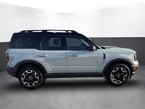 Used 2022 Ford Bronco Sport Outer Banks w/ Tech Package image 7