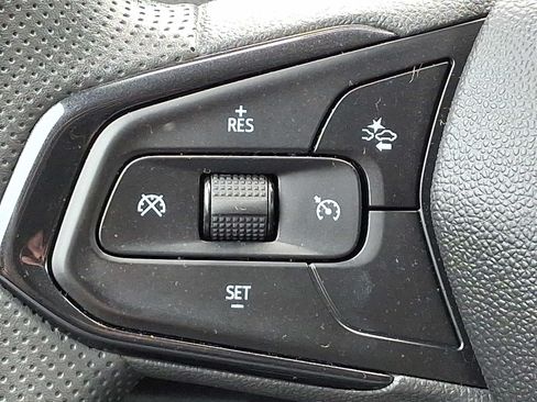 Used 2024 Chevrolet TrailBlazer LT AWD/4WD image 21