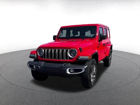 Used 2025 Jeep Wrangler Unlimited Sahara AWD/4WD image 6