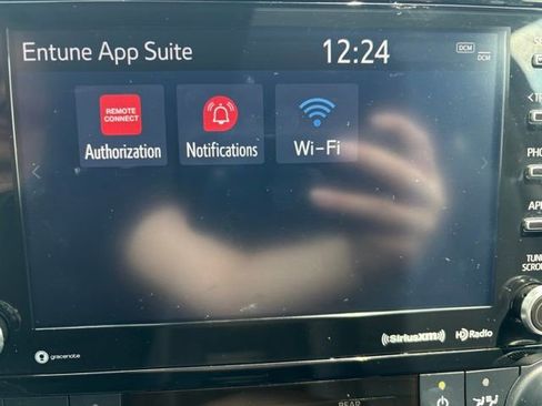 Used 2020 Toyota Highlander XLE AWD/4WD image 28