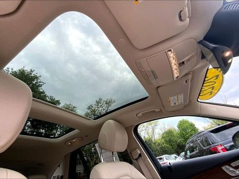 Certified 2022 Mercedes-Benz GLC 300 4MATIC image 11
