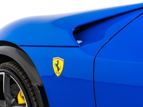 Certified 2025 Ferrari Purosangue image 11