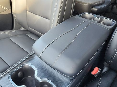 New 2026 GMC Acadia Elevation w/ Black Edition image 32