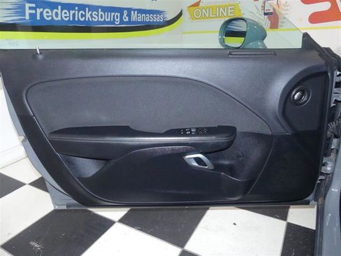 Used 2017 Dodge Challenger R/T image 21