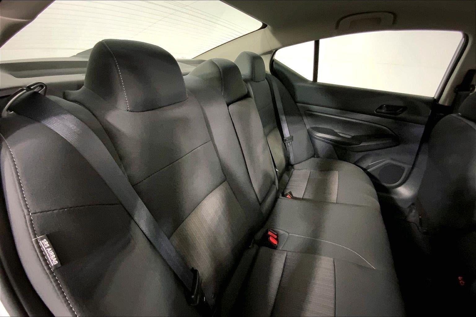 Used 2025 Nissan Altima 2.5 SV FWD image 17