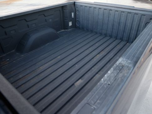 Used 2020 Chevrolet Silverado 1500 Custom w/ Custom Value Package image 29