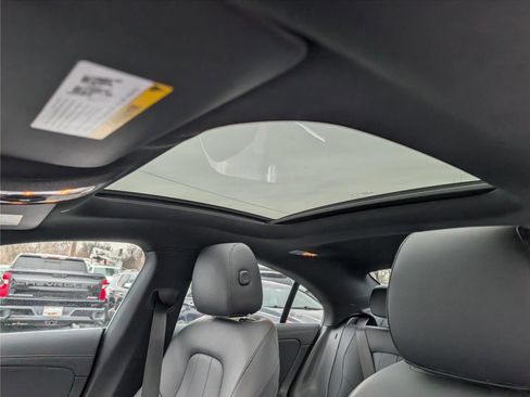 Used 2025 Mercedes-Benz CLA 250 4MATIC image 30