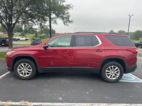 Used 2019 Chevrolet Traverse LT FWD image 9