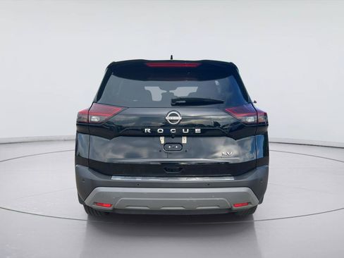 Used 2023 Nissan Rogue SV w/ SV Premium B Package FWD image 5