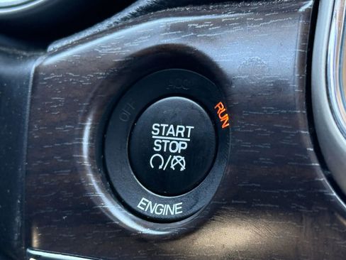 Used 2014 Jeep Grand Cherokee Limited image 17