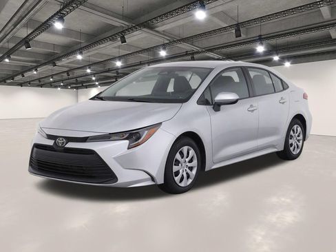 Used 2023 Toyota Corolla LE FWD image 1