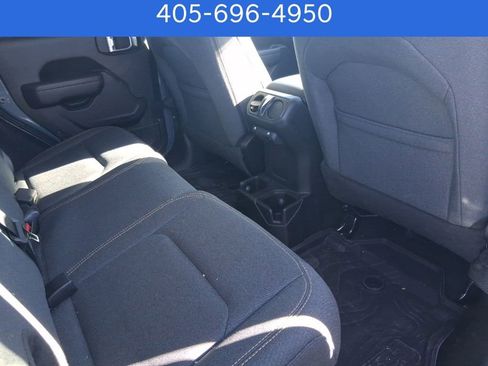 Used 2024 Jeep Wrangler Sport S image 10