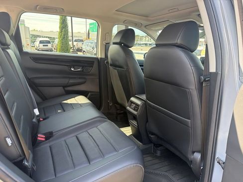 Used 2024 Honda CR-V EX-L image 12
