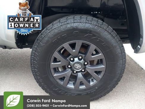 Used 2022 Toyota Tacoma SR5 image 31