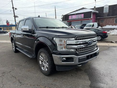 Used 2018 Ford F150 Lariat w/ Equipment Group 502A Luxury image 5