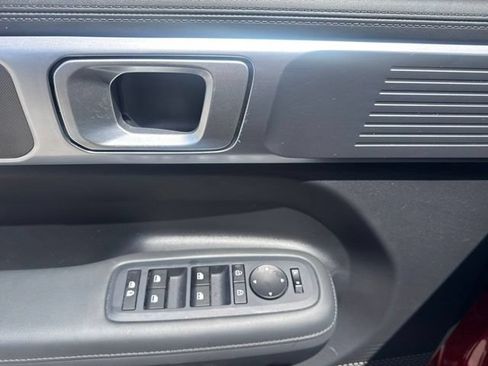 Used 2026 Hyundai Santa Fe SEL FWD image 12