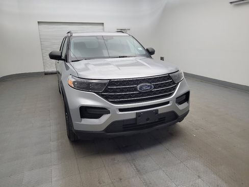 Used 2022 Ford Explorer XLT RWD image 14