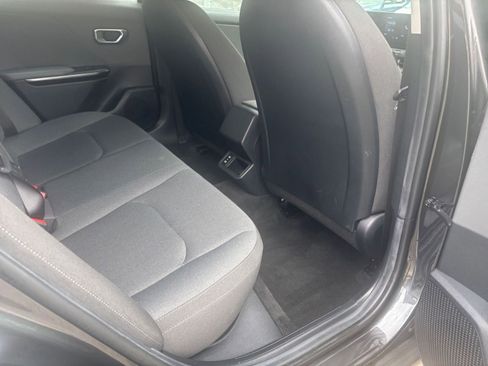 Used 2025 Kia K4 LXS image 39