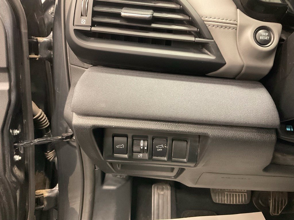 Used 2024 Subaru Outback Limited AWD/4WD image 15