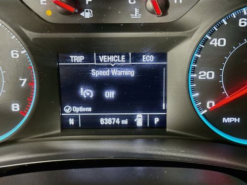 Used 2021 Chevrolet Traverse LS FWD image 14