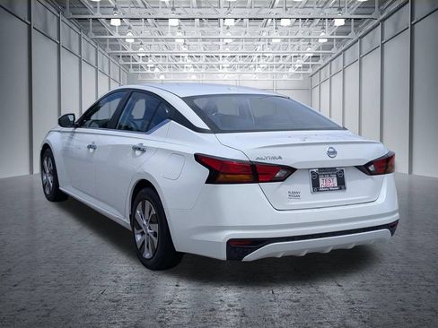 Used 2020 Nissan Altima 2.5 S FWD image 10