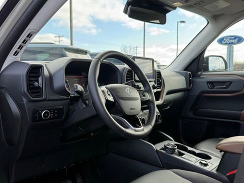 Used 2024 Ford Bronco Sport Outer Banks w/ Tech Package image 14