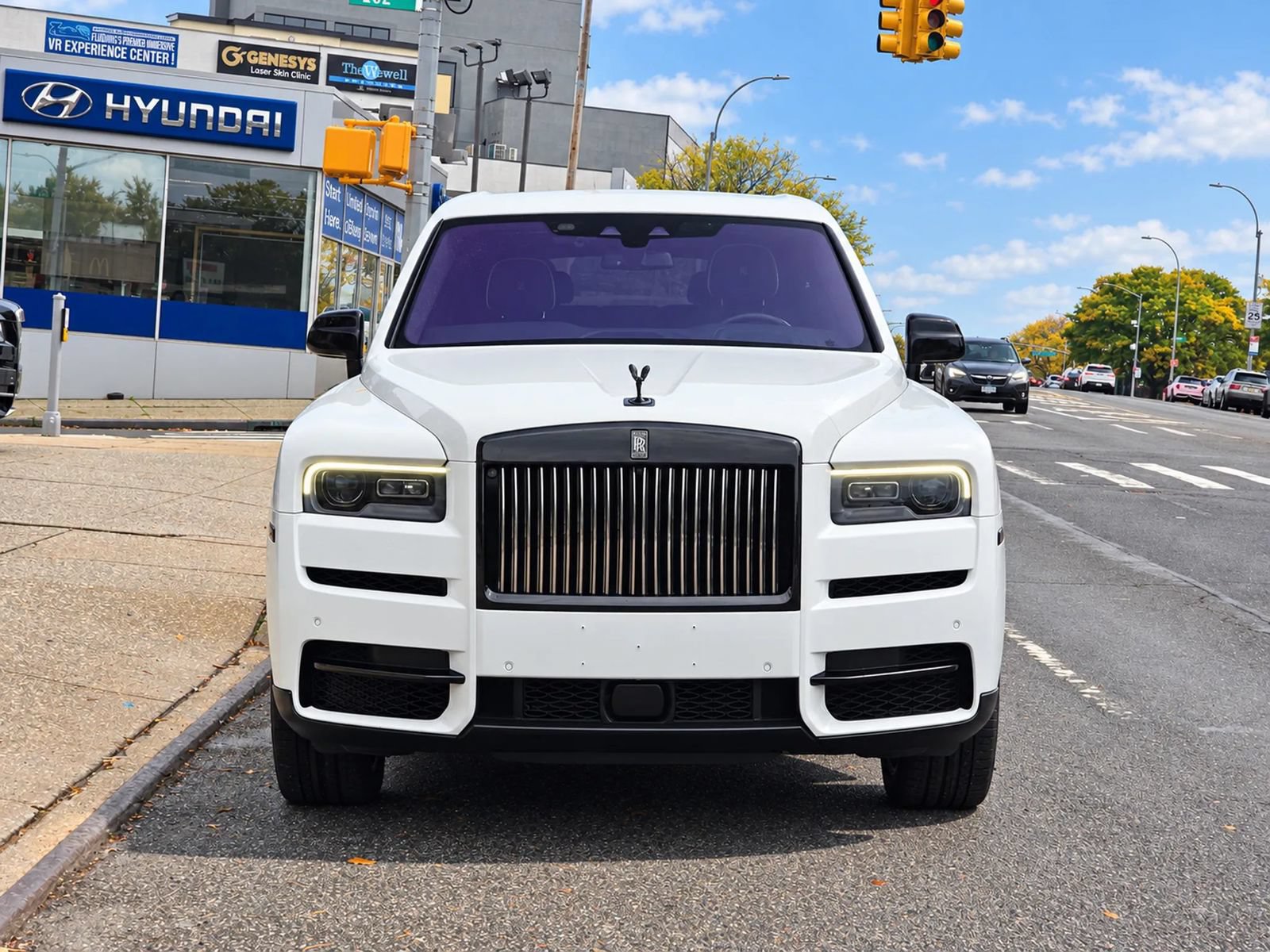 Used 2020 Rolls-Royce Cullinan Black Badge AWD/4WD image 3