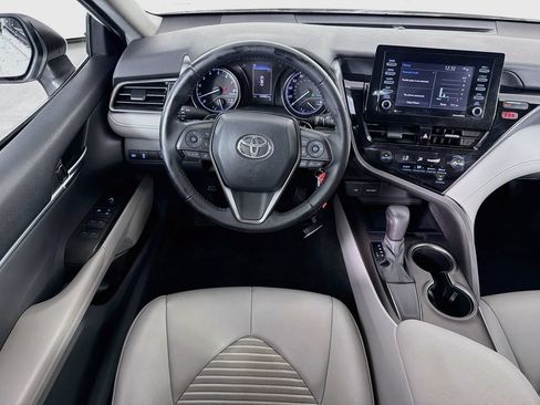 Used 2021 Toyota Camry SE FWD image 22