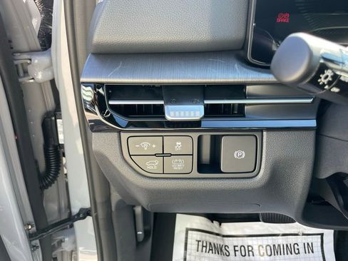New 2026 Kia Sportage X-Line AWD/4WD image 10