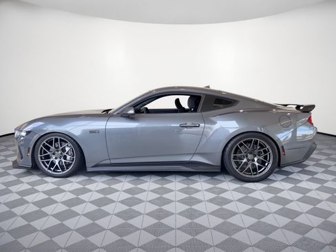 Used 2024 Ford Mustang GT RWD image 2
