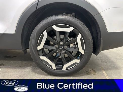 Used 2024 Kia Telluride S w/ S Sunroof Package image 8