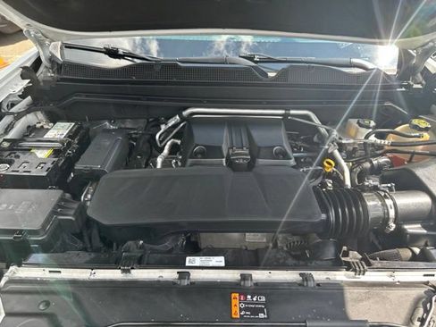 Used 2023 Chevrolet Colorado LT w/ LT Convenience Package AWD/4WD image 36