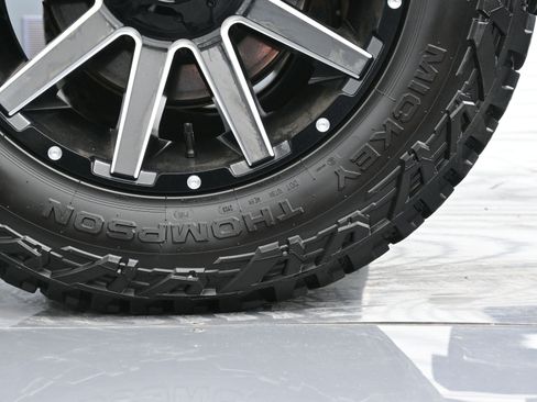 Used 2022 GMC Sierra 1500 AT4 w/ AT4 Premium Package image 43