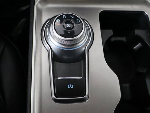 Used 2024 Ford Edge SEL image 46