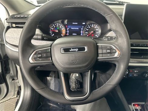 Certified 2022 Jeep Compass Latitude image 25