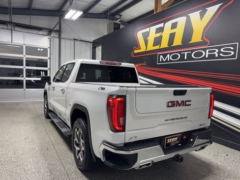 Used 2023 GMC Sierra 1500 SLT w/ SLT Premium Package image 15
