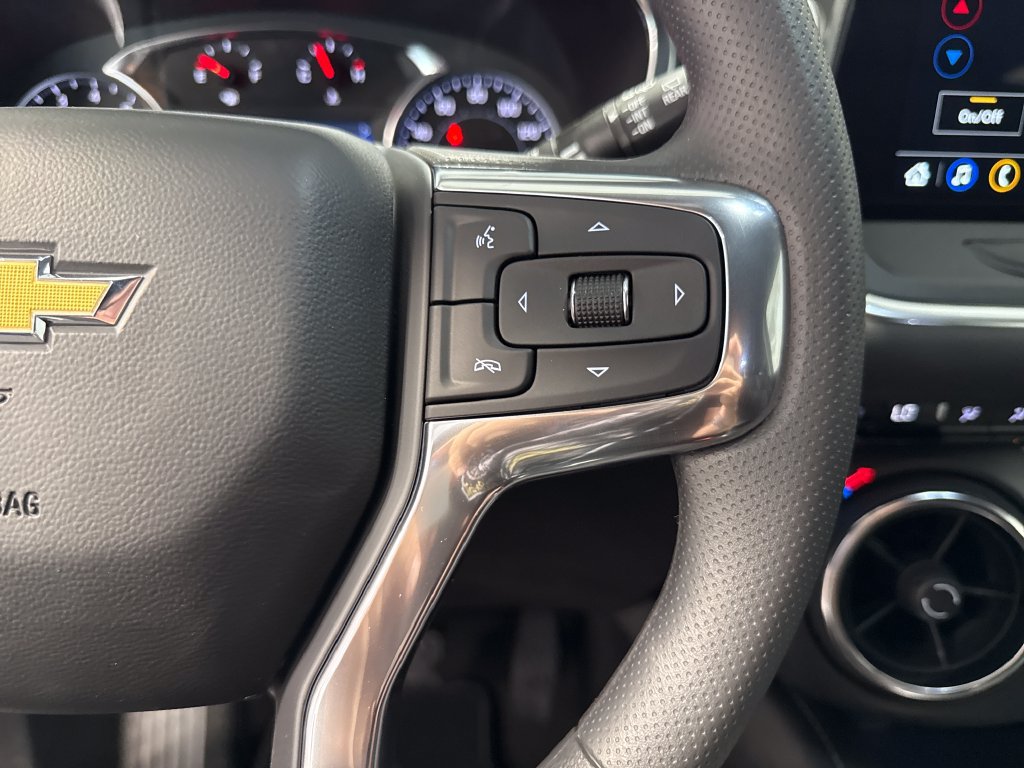 New 2026 Chevrolet Blazer LT FWD image 3