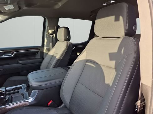 Used 2023 Chevrolet Silverado 1500 LT image 30