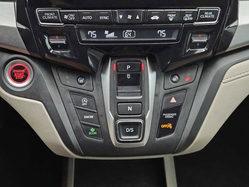 Used 2023 Honda Odyssey EX-L image 18