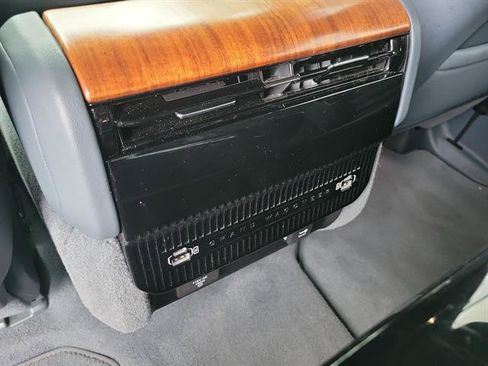 Used 2023 Jeep Grand Wagoneer Series II image 39