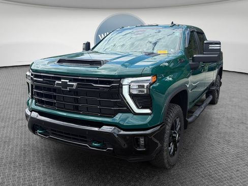 Used 2026 Chevrolet Silverado 2500 LT w/ Trail Boss Package AWD/4WD image 8