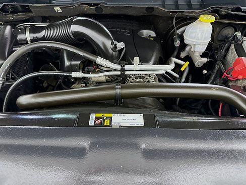 Used 2019 RAM 1500 Express w/ Express Value Package AWD/4WD image 27
