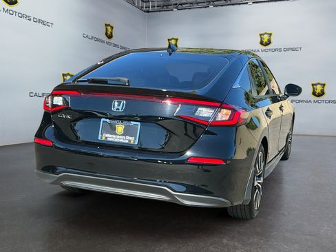 Used 2024 Honda Civic EX-L image 5