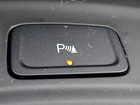 Used 2022 Chevrolet Equinox LT image 24