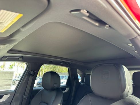 Certified 2026 Porsche Cayenne AWD/4WD image 24
