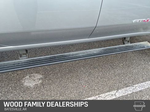 Used 2025 GMC Sierra 2500 AT4X image 36