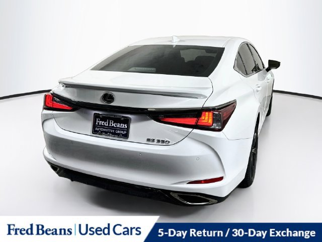 Used 2024 Lexus ES 350 F Sport w/ Technology Package FWD image 10