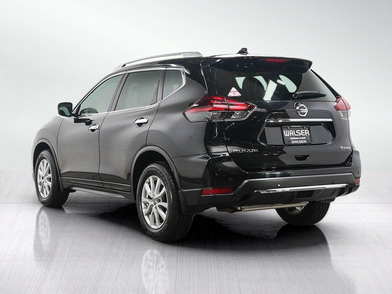 Used 2019 Nissan Rogue SV AWD/4WD image 3